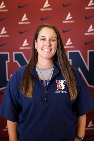 Head Coach | Taylor Kuhn